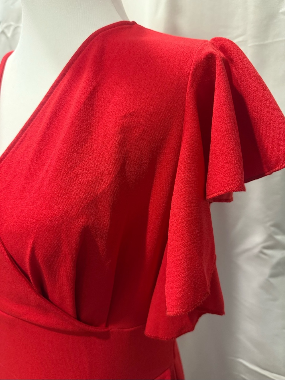 Red Wrap-Style Midi Dress with Flutter Sleeves - Picture 2 of 8